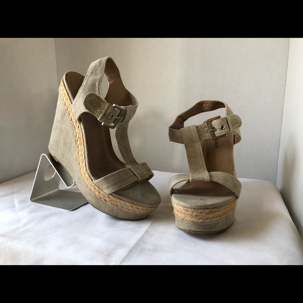 Wedges - Picture 7 of 7
